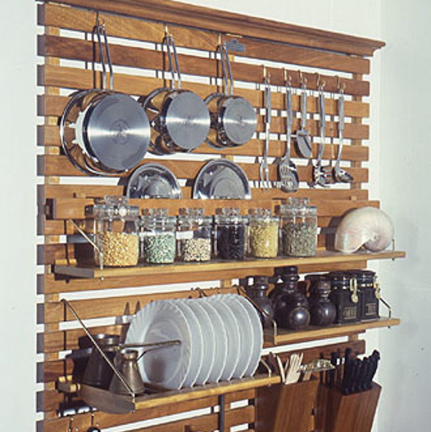 Wallrack installation in Iroko
